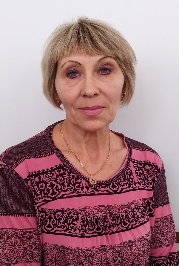 Медведева Светлана Янисовна.